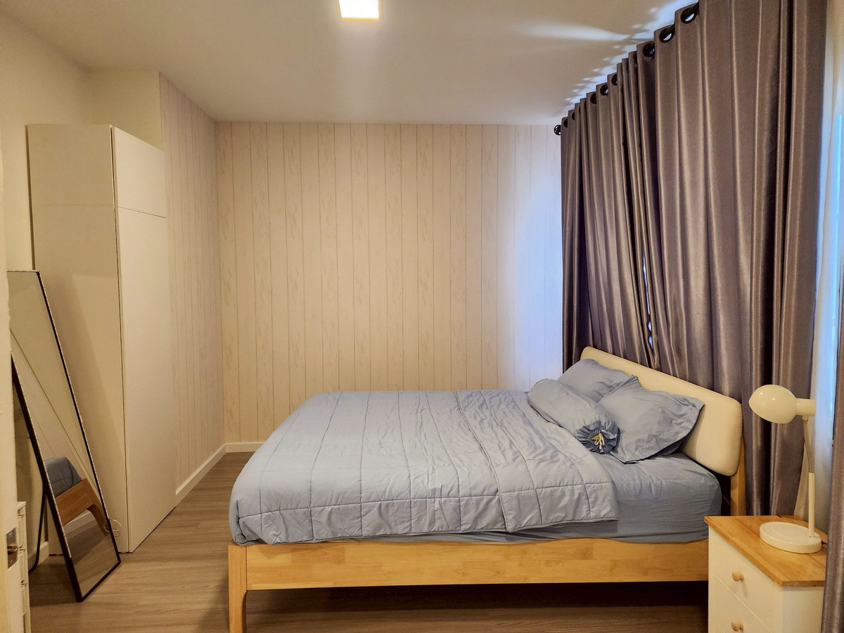 For RentTownhomeBang kae, Phetkasem : Townhome for rent, ready to move in, Siri Place Kanlapaphruek-Sathorn, Soi Kamnan Man, extra wide frontage.