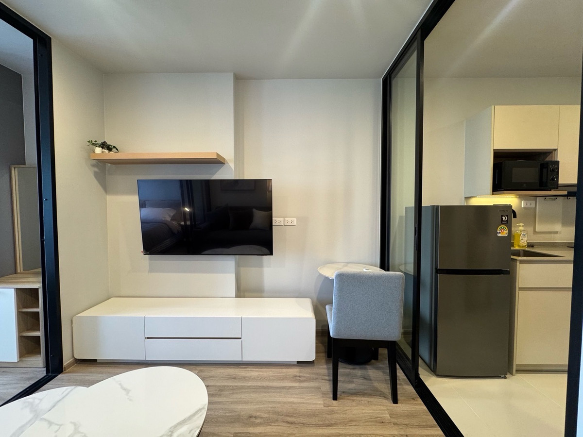 For RentCondoSukhumvit, Asoke, Thonglor : 🔥 Culture Thonglor – popular location, live life to the fullest ✨1Bed | 📏 32sq.m. 💰 28k/m
📞 Phat 064-642-8664
📞 Nui 094-624-2014