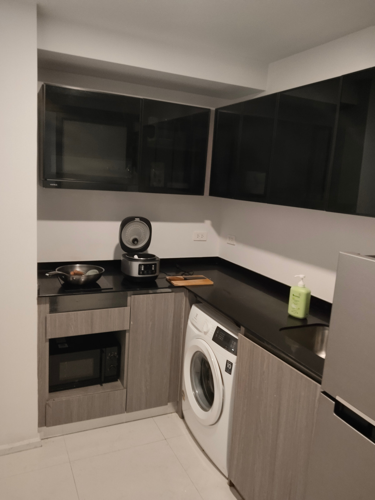 For RentCondoRatchadapisek, Huaikwang, Suttisan : The Origin Ratchada-Lat Phrao   Modern Living Near MRT Interchange , 2 Bedroom condo rent 30,000 thb