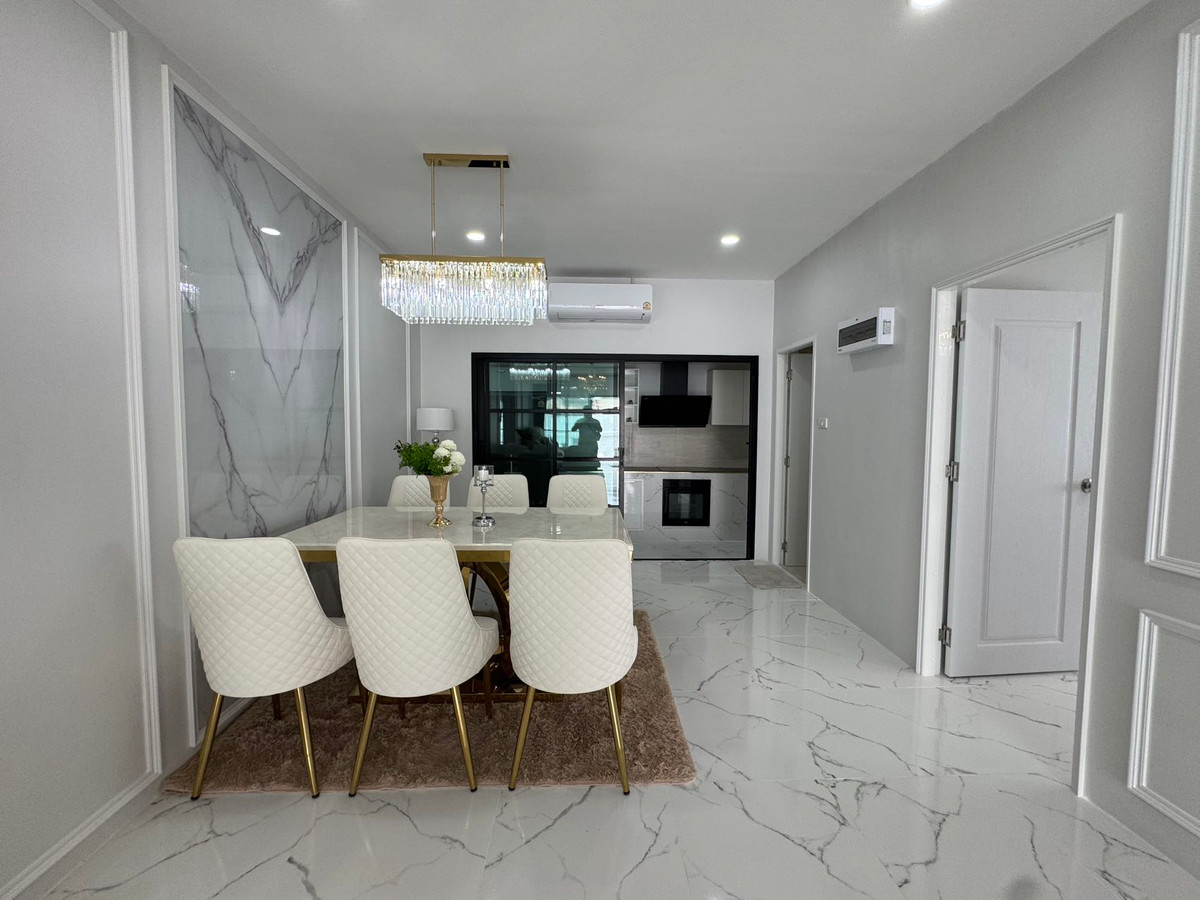 ขายบ้านพัทยา บางแสน ชลบุรี สัตหีบ : บ้านเดี่ยว หมู่บ้านเพิ่มทรัพย์ / 4 ห้องนอน (ขาย), House Permsab Village / 4 Bedrooms (FOR SALE) BEWN150