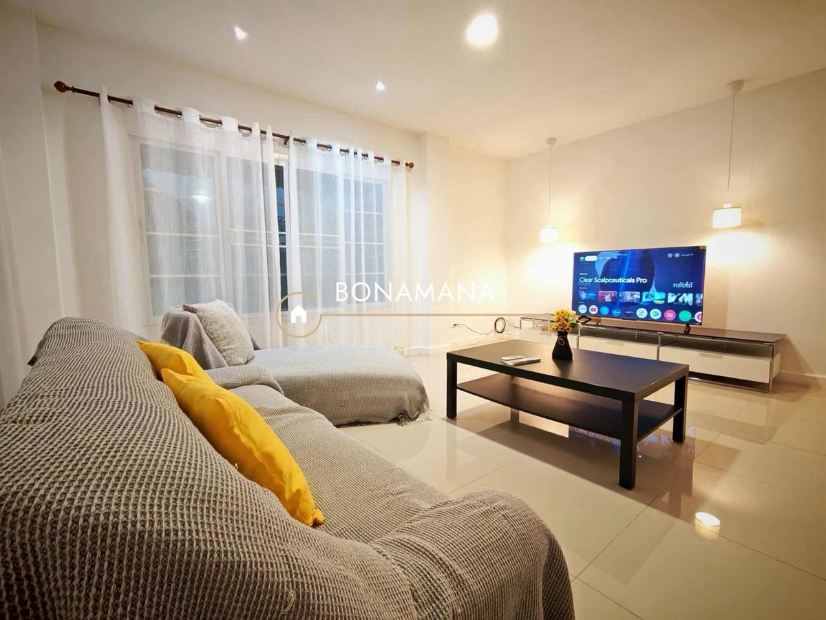 For RentTownhomeThaphra, Talat Phlu, Wutthakat : Townhome for rent, newly renovated, The URBAN Sathorn 🐶🐱 Pets allowed (BTS Bang Wa 1.8km)