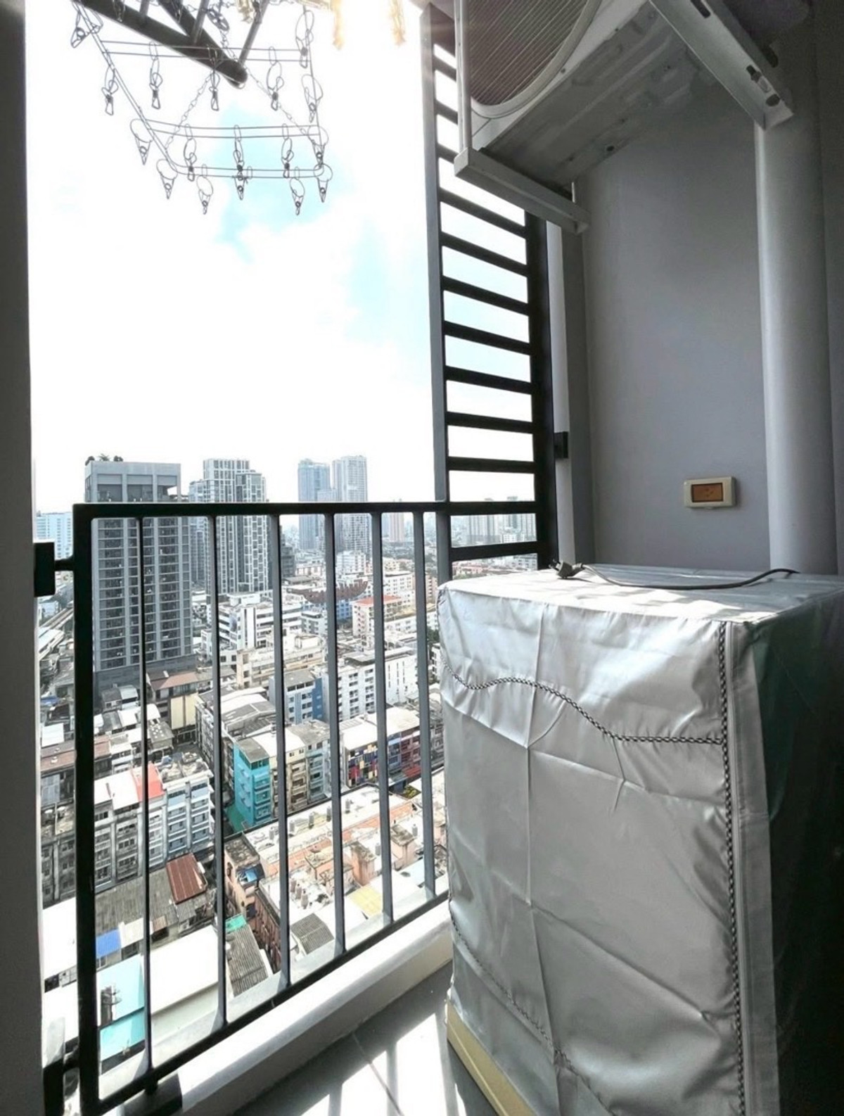 ขายคอนโดสะพานควาย จตุจักร : ⚡️FlashDeal⚡️IDEO พหล-จตุจักร (ห้องสตูดิโอ 27ตร.ม.) เพียง 3,190,000.- ห้องสวย วิวดีมาก ใกล้BTSสะพานควาย ใกล้จตุจักร 📞0926289149