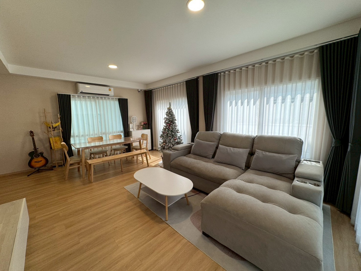 ให้เช่านนทบุรี บางใหญ่ บางบัวทอง : 💕 บ้านแฝดให้เช่า โครงการ Q District Westgate 💕 บ้านสวย พร้อมอยู่ ฟังก์ชันครบ เหมาะทั้งอยู่อาศัยและทำ Home Office