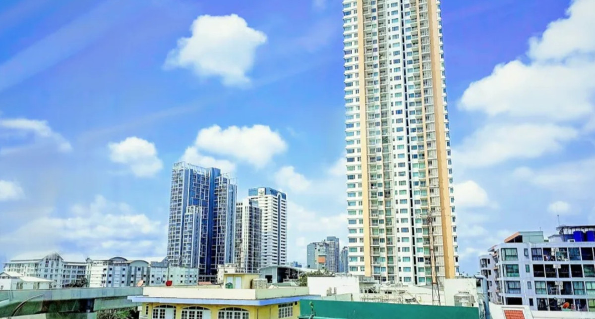 ขายคอนโดวงเวียนใหญ่ เจริญนคร : ✨ For Sale: Villa Sathorn Condo ✨  💰 Only 4,700,000 THB