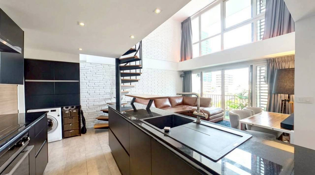 ให้เช่าคอนโดสุขุมวิท อโศก ทองหล่อ : ✅ DLVT102 ✅ Line : @p2nproperty