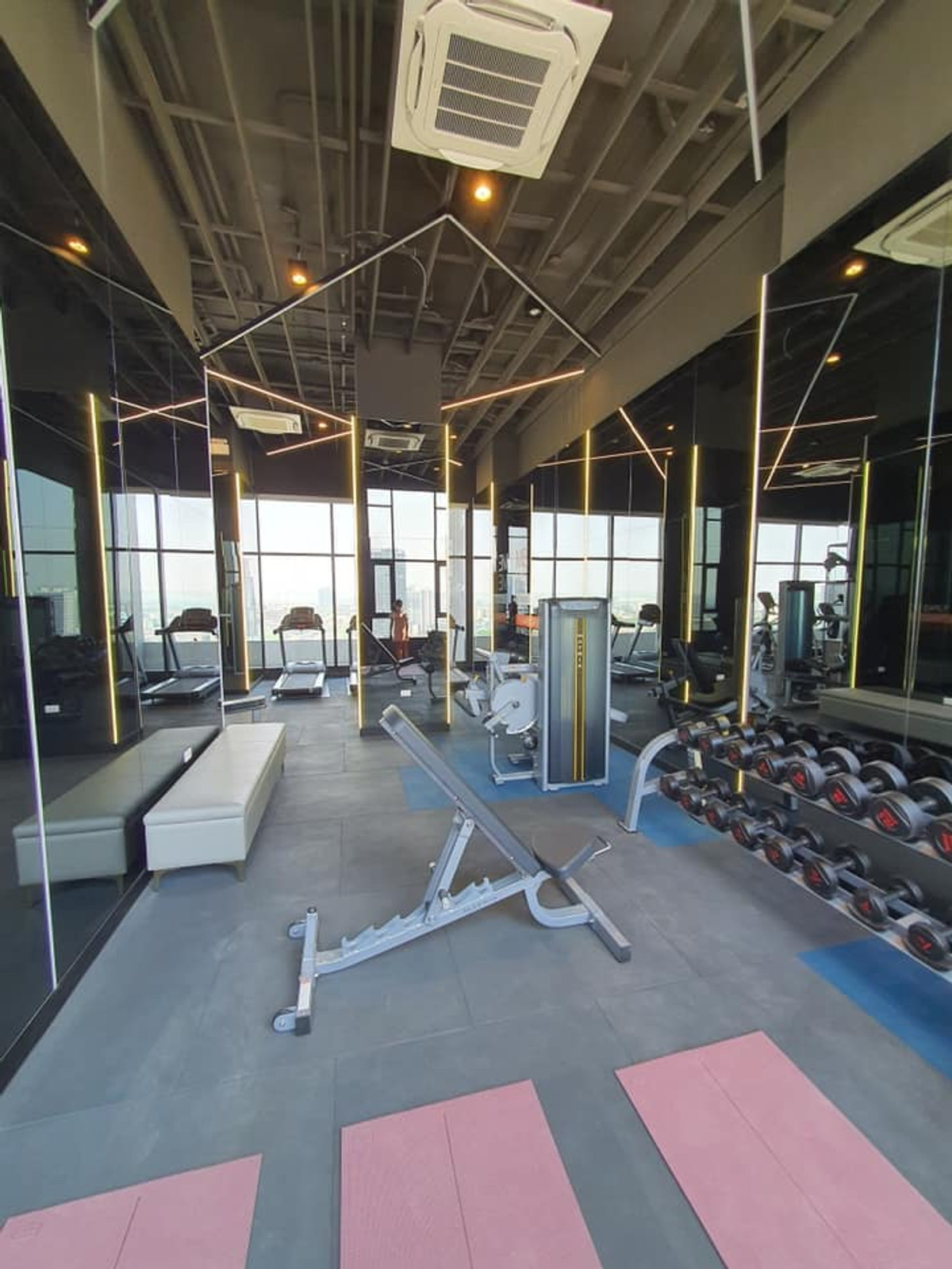 For RentCondoKasetsart, Ratchayothin : 💥DL-10547💥Knightsbridge kaset - society 👉Line : @luxeliving