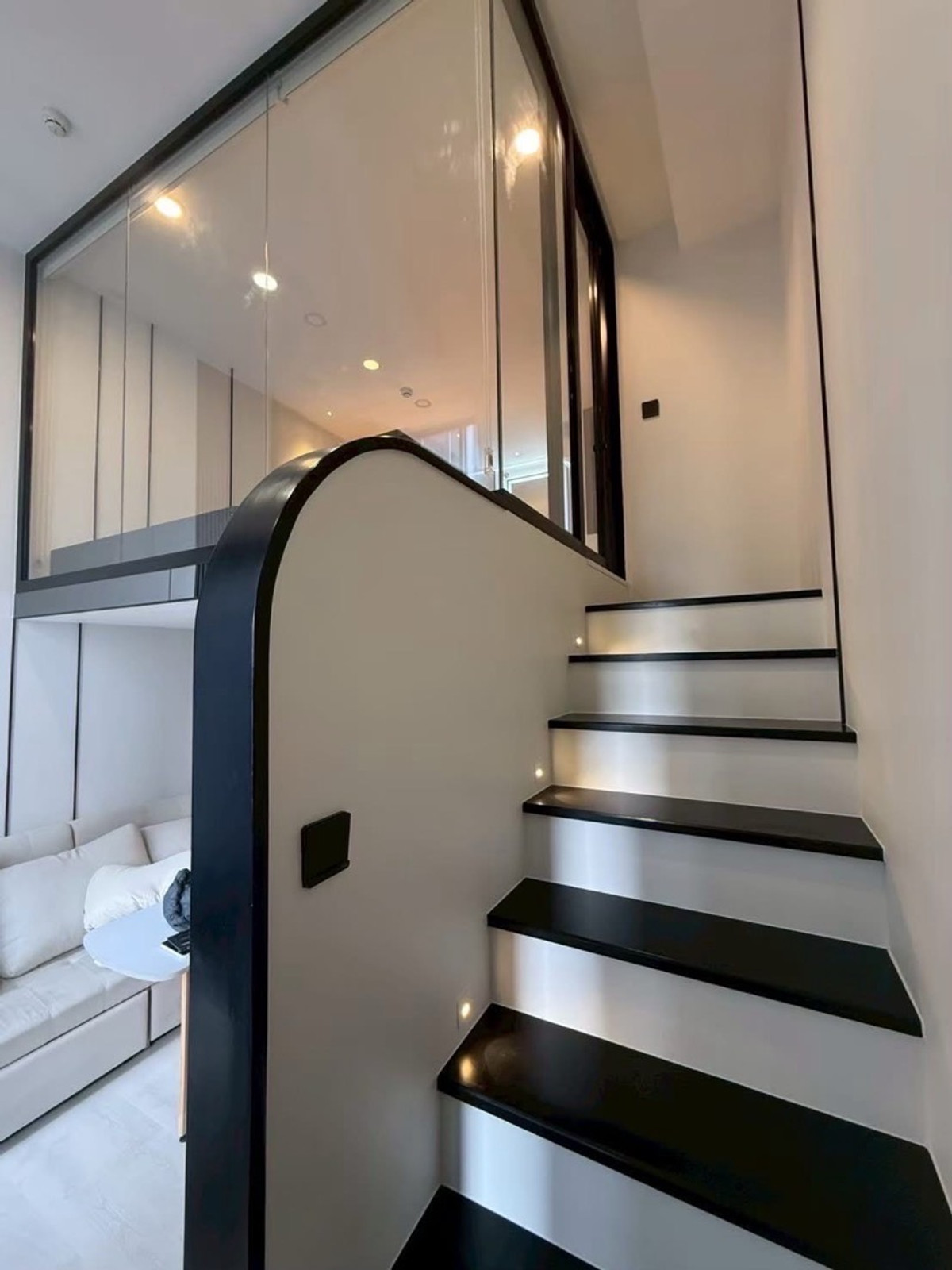 For SaleCondoKasetsart, Ratchayothin : KnightsBridge Space Ratchayothin

Condo Knightsbridge Space Ratchayothin

1 Bed 1 Bath - Apartment, decorated and ready to move in.