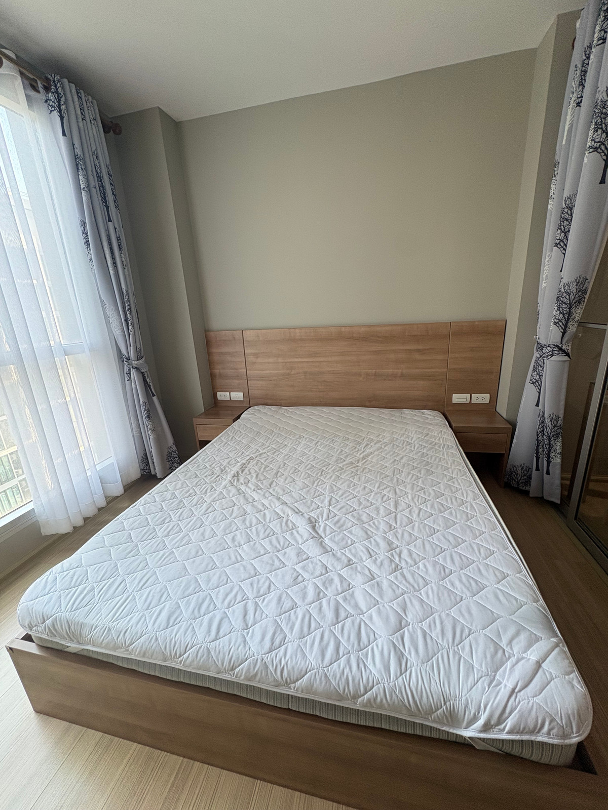 ให้เช่าคอนโดรัชดา ห้วยขวาง : 🔥ถูกสวยปัง🔥Rhythm ratchada huaikwang 35 Sqm 17,000 เท่านั้น สนใจชม พัตเตอร์ 0928895628 line:plustor_ss