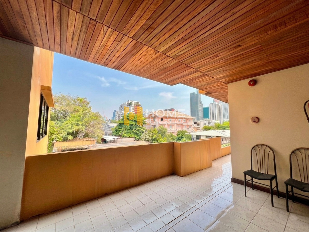 ขายอารีย์ อนุสาวรีย์ : 🔥 HOT DEAL อพาร์ตเมนต์ 5 ชั้น ใจกลางอารีย์ ห้องกว้างวิวดี / อพาร์ตเมนต์ 5 ชั้น ซอยอารีย์ 5 / 20 ห้องนอน (ขาย), Apartment Soi 5 floors Ari 5 / 20 Bedrooms (FOR SALE) BNS006