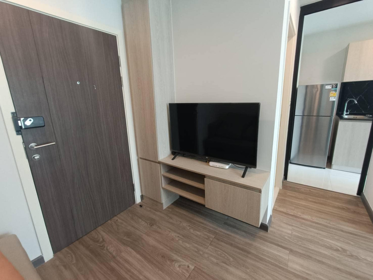 ให้เช่าคอนโดรัชดา ห้วยขวาง : # E349 🎉030469 ให้เช่าคอนโด The Collect Ratchada 32