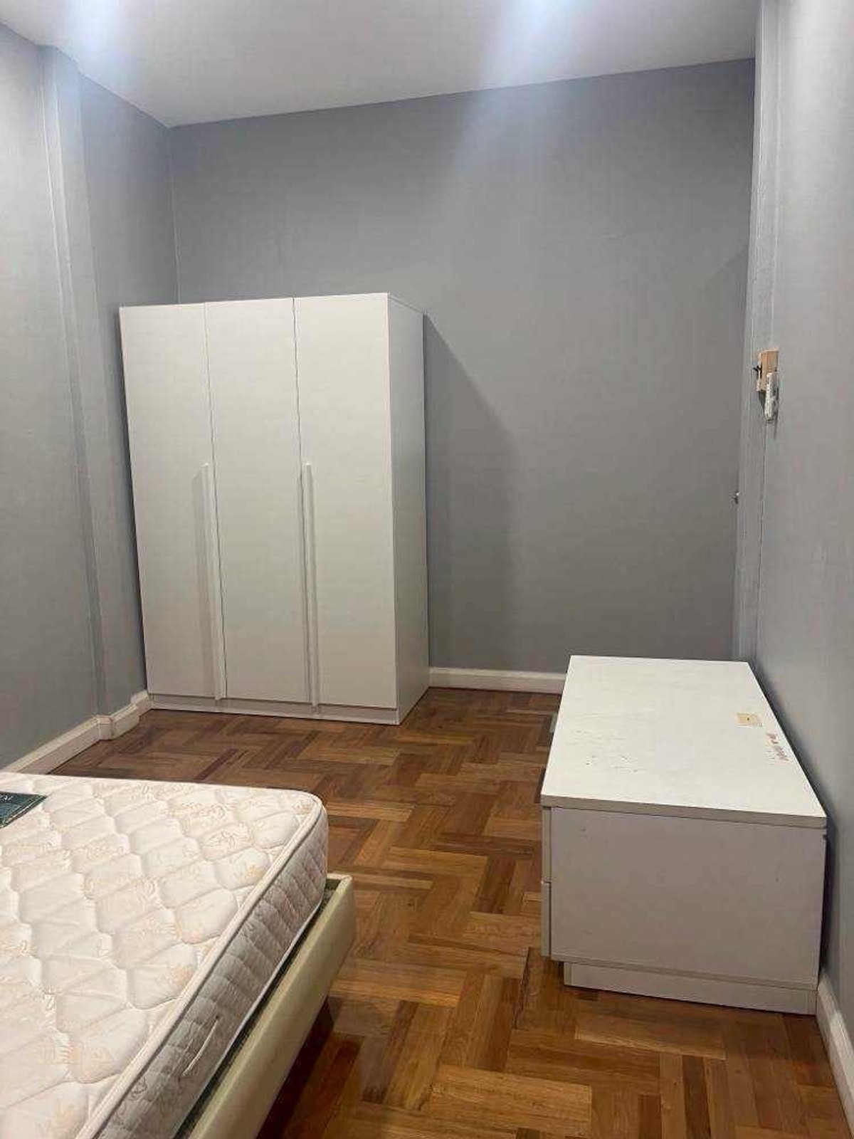 ให้เช่าทาวน์โฮมรัชดา ห้วยขวาง : ให้เช่า Townhome อยู่เจริญรัชดาซอย 3 🏜🎡🚆Yu Charoen Ratchada Soi 3 連棟別墅出租