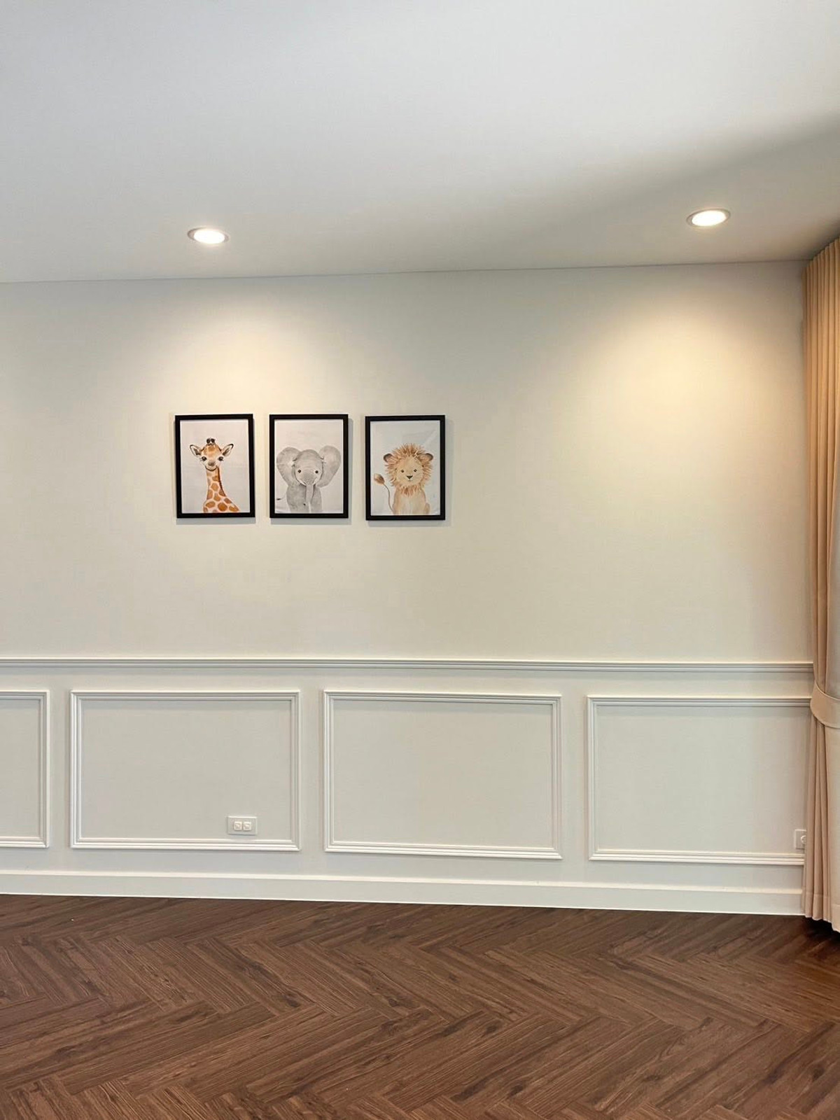 ให้เช่าทาวน์โฮมบางนา แบริ่ง ลาซาล : (ให้เช่า) **  ทาวน์โฮม วี คอมพาวด์ บางนา-ศรีนครินทร์ **