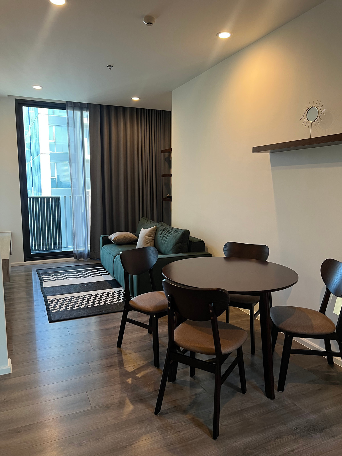For RentCondoOnnut, Udomsuk : 🌟Condo corner room, high floor | 1 bedroom plus | Wisdom Essence Sukhumvit, special corner room, 32nd floor, open view, good natural light.