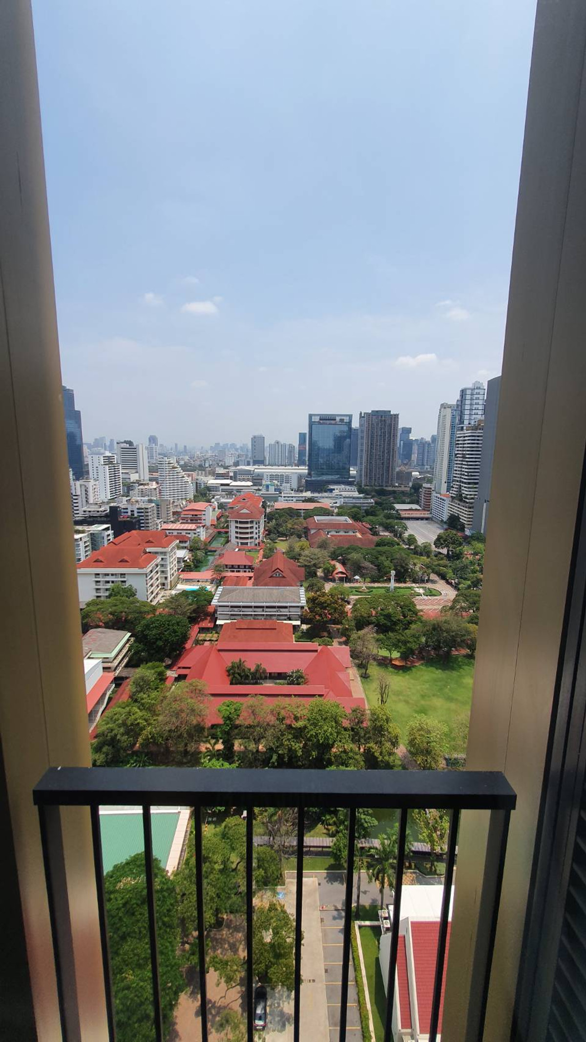For RentCondoSukhumvit, Asoke, Thonglor : Condo for rent Noble Be 19 1 bedroom 1 bathroom fully furnished. Ready to move in!