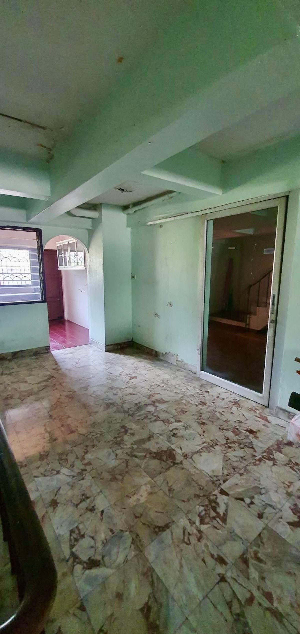 For SaleShop HouseOnnut, Udomsuk : Commercial building, 2 units, Soi Sukhumvit 101/1 / 6 bedrooms (for sale), Commercial Building Sukhumvit 101/1 / 6 Bedrooms (FOR SALE) GNG048