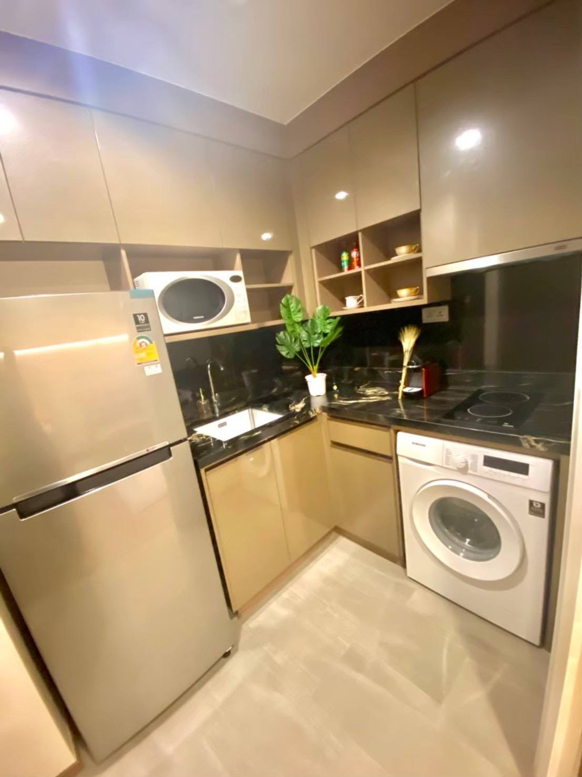 ให้เช่าคอนโดอารีย์ อนุสาวรีย์ : Ideo Q Victory【𝐑𝐄𝐍𝐓】🔥ภาพลักษณ์คมชัด สะท้อนความมั่นใจในทุกองค์ประกอบ🔥 ติดต่อไลน์ไอดี: @hacondo