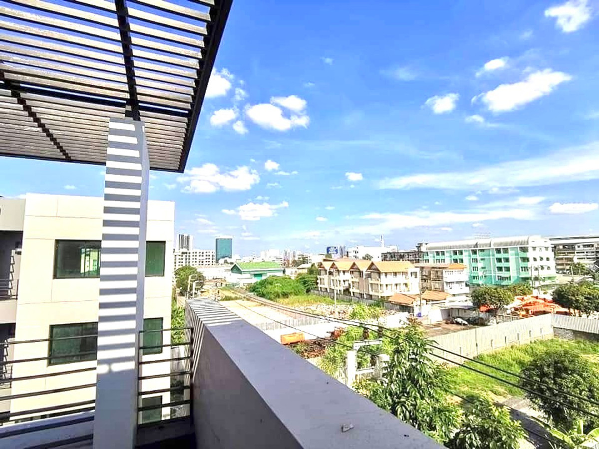 ให้เช่าโฮมออฟฟิศบางนา แบริ่ง ลาซาล : ให้เช่า Home office Bearing   อาคาร 4 ชั้น พื้นที่กว้าง 285 ตร.ม เฟอร์นิเจอร์ครบ มีที่จอดรถ  ทำเลดี เดินทางสะดวก  