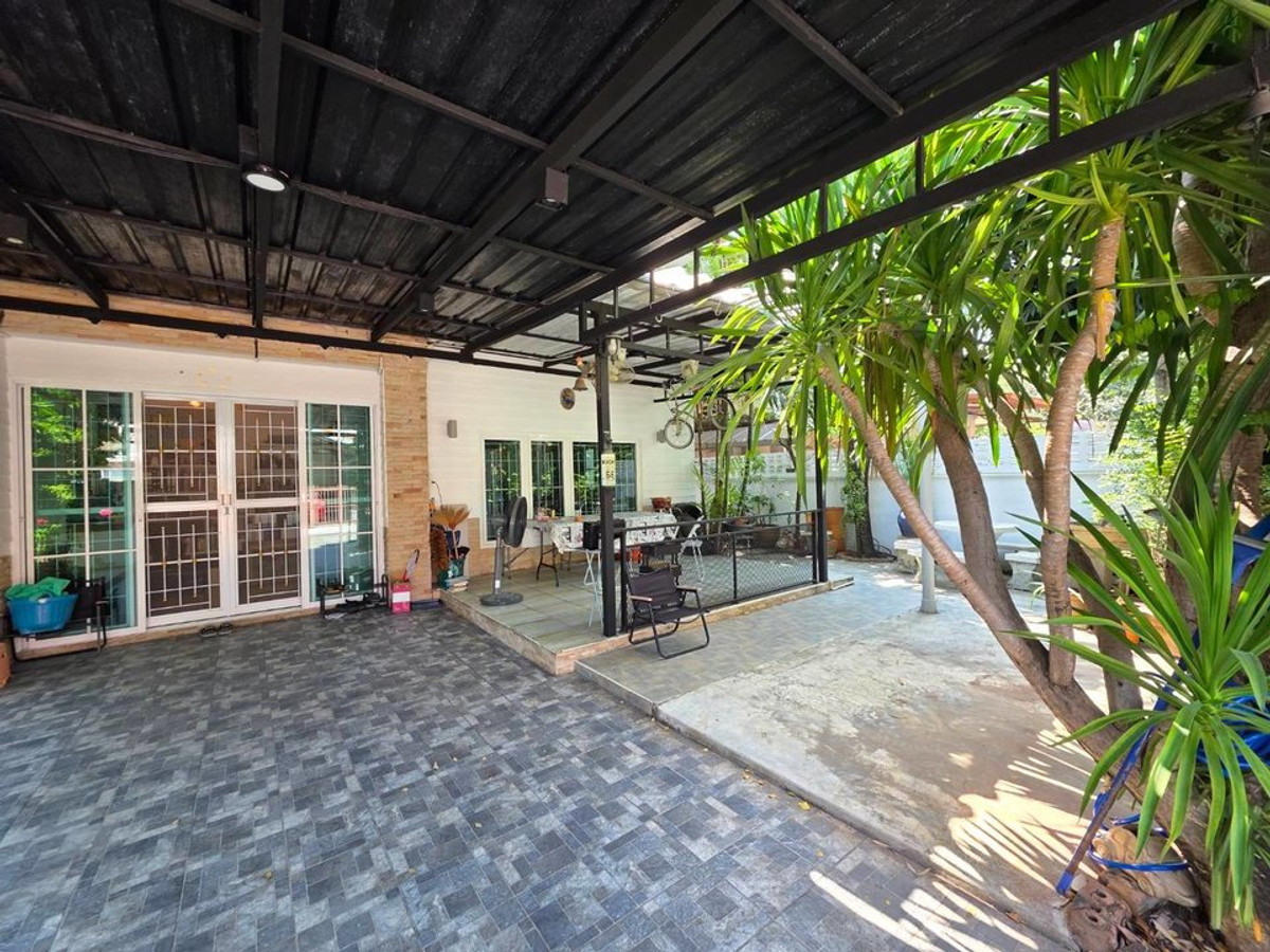 For SaleHouseNawamin, Ramindra : Single house for sale, Neighbor Home Village, Watcharapol, Sukhaphiban 5, garden view, beautiful house condition, ready to move in.