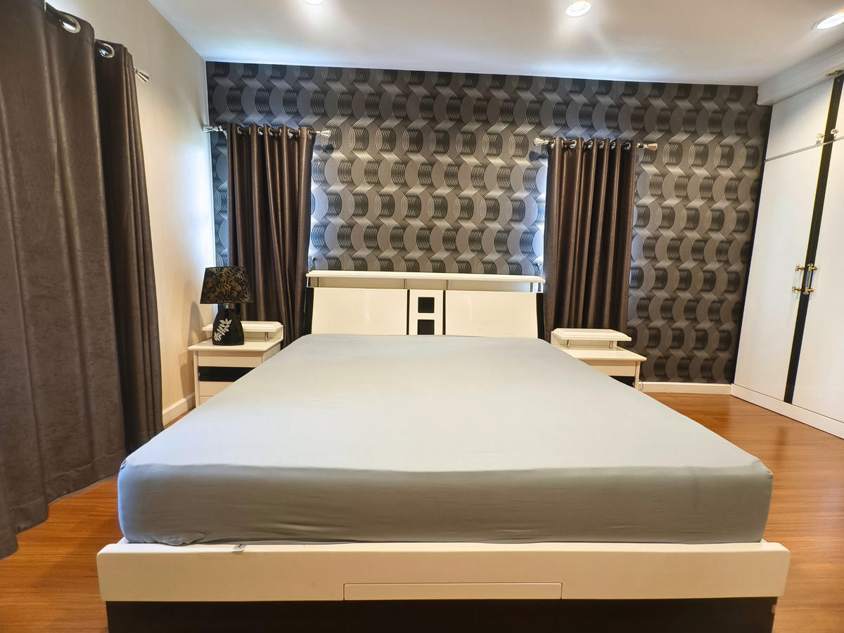 บ้านลาดกระบัง สุวรรณภูมิ : ขาย ให้เช่า บ้านเดี่ยว แปลงมุม Perfect Place สุขุมวิท77 54.8 ตร.ว. 3ห้องนอน 2ห้องน้ำ ติดโรบินสัน ลาดกระบัง 10 นาทีถึงมอเตอร์เวย์และสนามบินสุวรรณภูมิ 