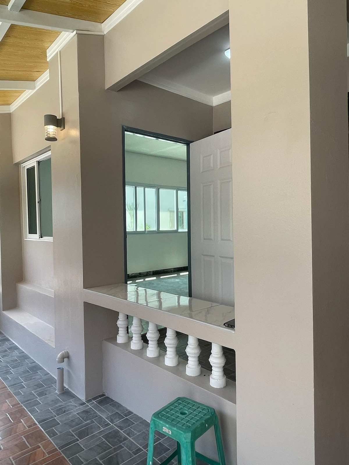 ขายทาวน์โฮมเกษตร นวมินทร์ ลาดปลาเค้า : หมู่บ้านกัญจน์เพชร 3 / 3 ห้องนอน (ขาย), Kanjpetch 3 Village / 3 Bedrooms (FOR SALE) MNT063