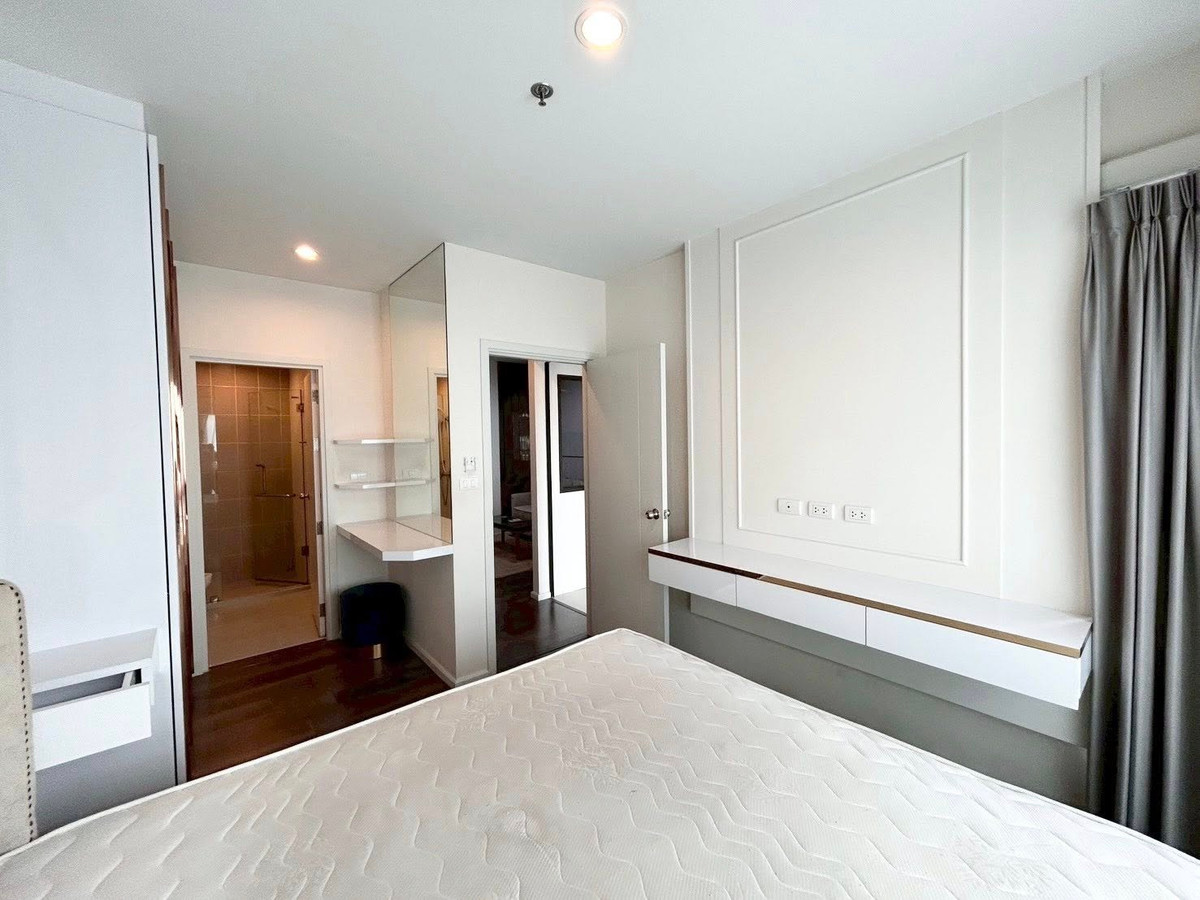 ให้เช่าคอนโดบางซื่อ วงศ์สว่าง เตาปูน : 🔥🔥 ให้เช่า The Stage Taopoon Interchange 🔥🔥  📍 เตาปูน (ใกล้ MRT เตาปูน สายสีน้ำเงินและสายสีม่วง)  🛏 1 ห้องนอน 1 ห้องน้ำ 📐 ขนาด 34 ตร.ม. | ชั้น 34 วิวเมือง + วิวแม่น้ำ