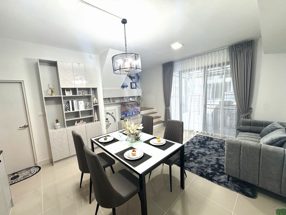 ให้เช่าทาวน์โฮมบางนา แบริ่ง ลาซาล : (Owner‘s post,Agent’s welcome) 🔥ให้เช่าพรีเมียมทาวน์โฮม 3 ห้องนอน แต่งครบพร้อมอยู่ ทำเลติดเมกาบางนา ⭐️ พลีโนสุขุมวิท-บางนา 2 🌈 Fully Furnished ใกล้ห้าง ใกล้ทางด่วนและโรงเรียนนานาชาติชั้นนำ 