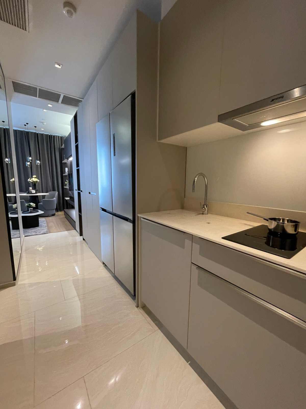 ขายคอนโดสีลม ศาลาแดง บางรัก : 💎 [Ultimate Legacy] ASHTON SILOM – 1BR XL (49.58 ตร.ม.) ชั้น 32 ห้องมุมแห่งวิสัยทัศน์เหนือระดับ บนถนนสายประวัติศาสตร์ 💎 