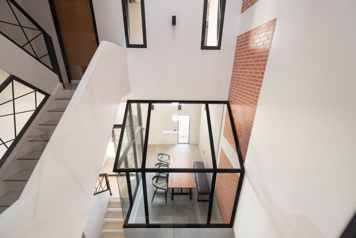 ให้เช่าอาคารพาณิชย์บางนา แบริ่ง ลาซาล : โฮมออฟฟิศ ปรับปรุงใหม่ พร้อมขาย/ให้เช่า – สุขุมวิท ย่านบางนา