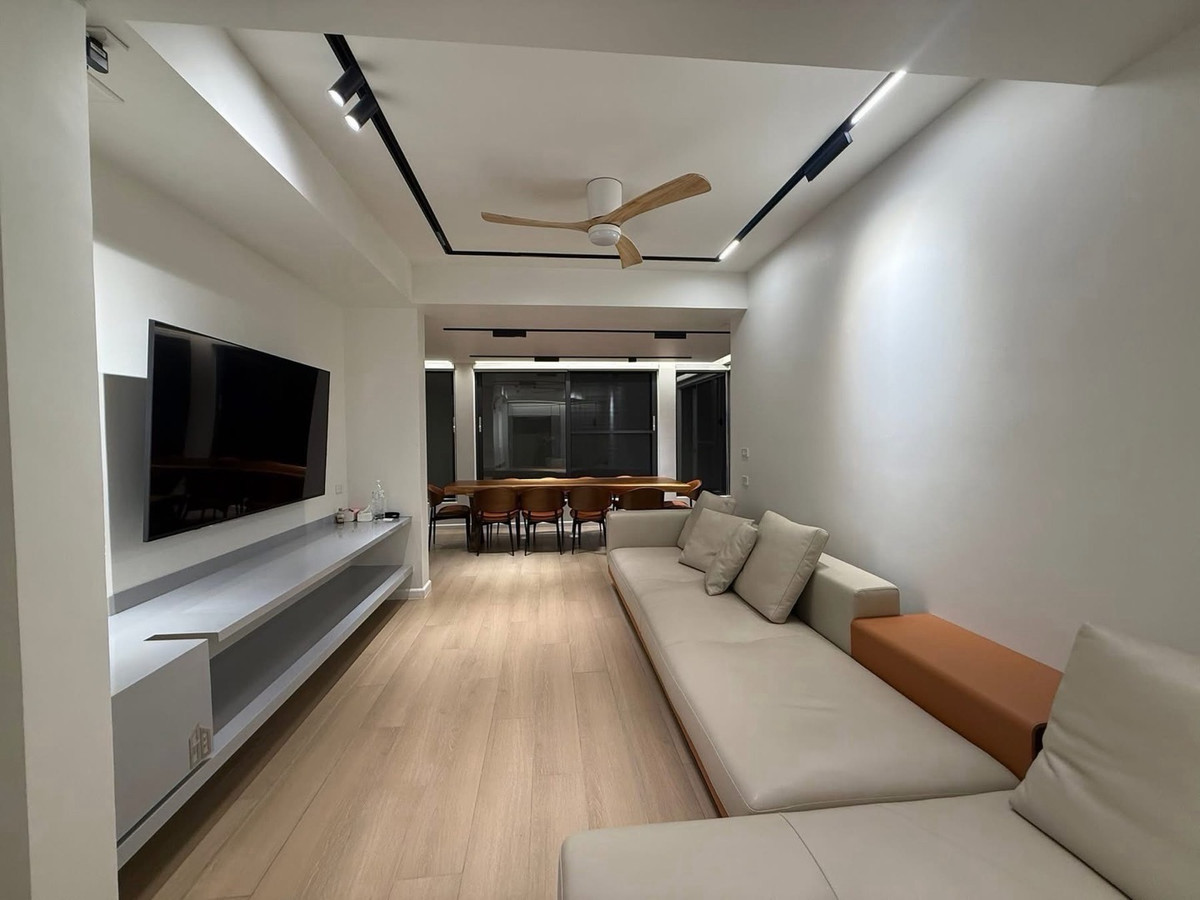 ขายบ้านวิภาวดี ดอนเมือง หลักสี่ : บ้านใหม่พร้อมสระส่วนตัว ขายต่ำกว่าทุน ทำเลดอนเมือง ใกล้สนามบิน ระบบ Smart Home ทั้งหลัง เหมาะอยู่อาศัย หรือ ปล่อยเช่า