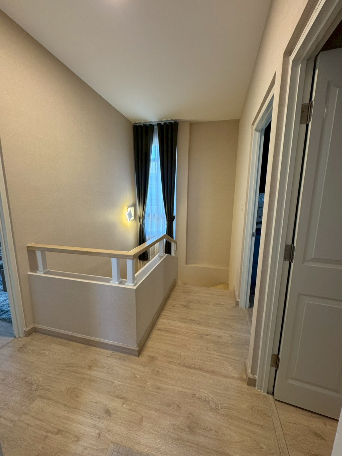 For RentNonthaburi, Bang Yai, Bangbuathong : 💕 Semi-detached house for rent, Q District Westgate project 💕 Beautiful house, ready to move in, complete with functions, suitable for both living and making a home office.