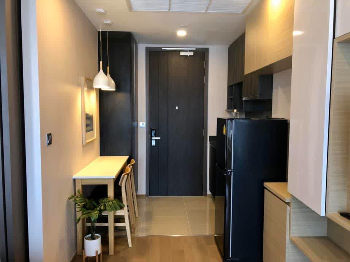 คอนโดสยาม จุฬา สามย่าน : Ashton Chula Silom【𝐒𝐄𝐋𝐋 & 𝐑𝐄𝐍𝐓】🔥ดีไซน์ไม่หวือหวา แต่มีชั้นเชิง ฟีลส่วนตัว🔥 ติดต่อไลน์ไอดี: @hacondo