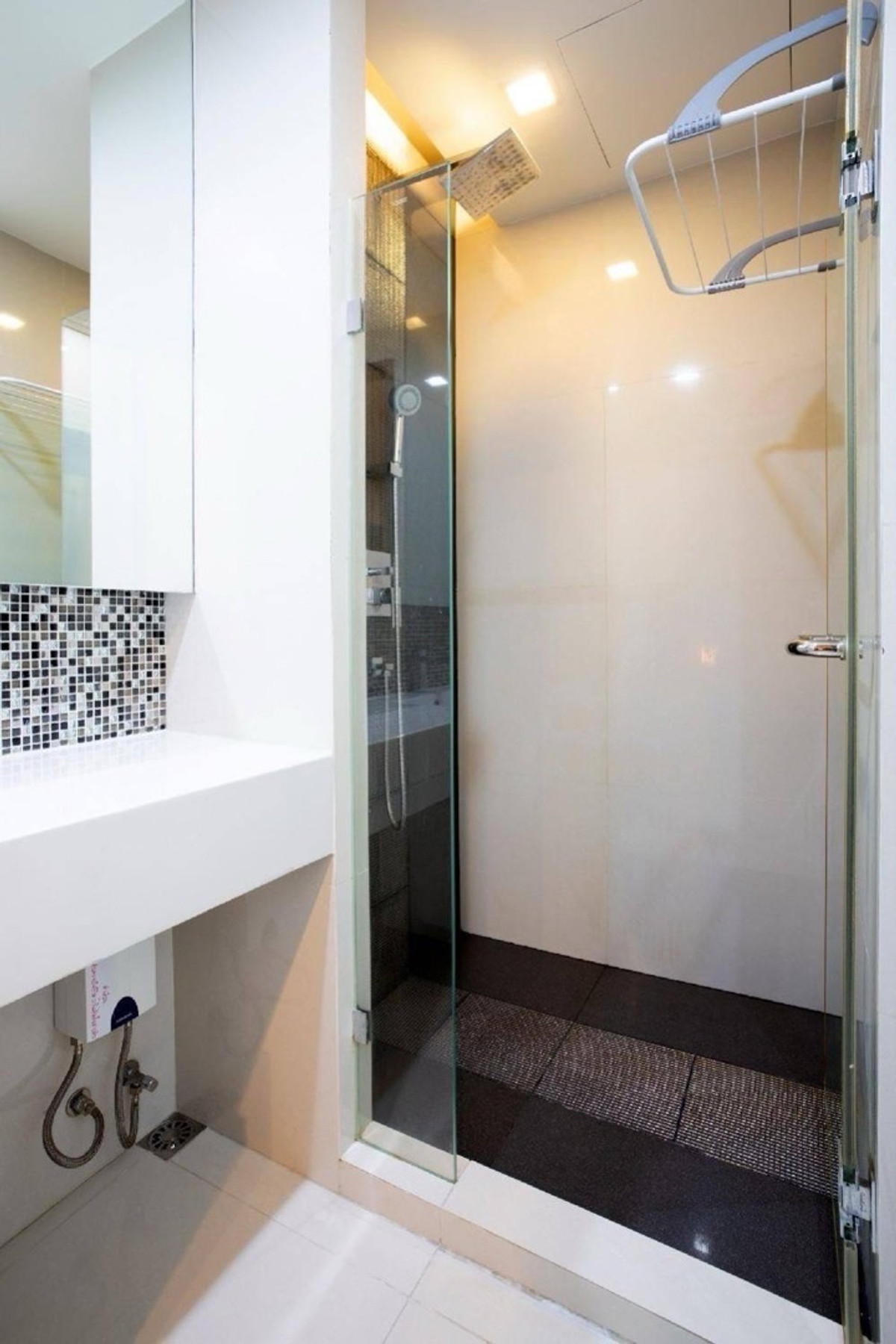 For RentCondoOnnut, Udomsuk : 🔥Rent at Rhythm 44/1 🔥1BR 1BR 🔥22,000🔥35sqm 🔥Floor12