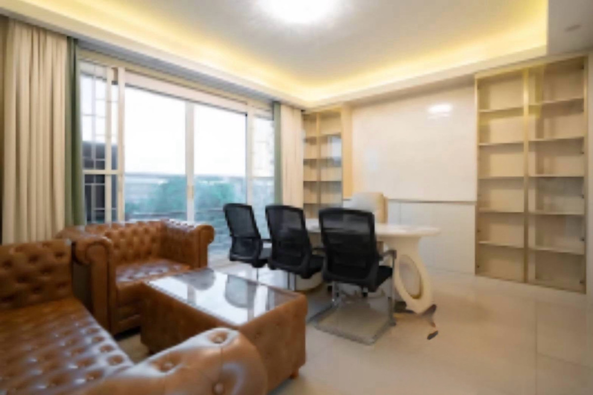 For SaleHome OfficeLadkrabang, Suwannaphum Airport : Home Office for Sale near Suvarnabhumi Airport Ideal for Business Registration High Connectivity to Motorway and Expressway Investment Opportunity