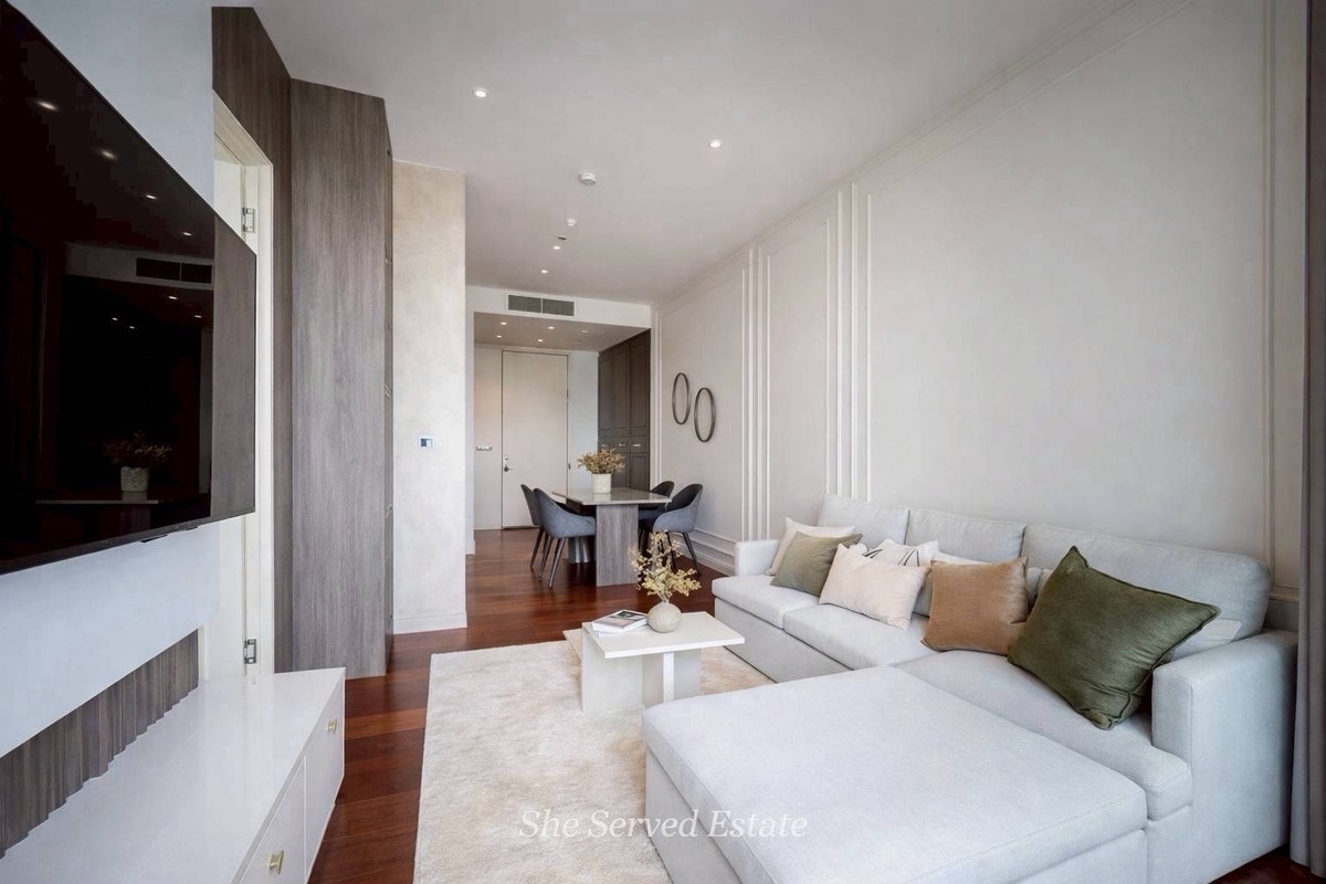 For RentCondoSukhumvit, Asoke, Thonglor : For Rent ◈ KHUN by YOO Thonglor ◈ Type: 1 Bedroom | 1 Bathroom • Size: 50 sq.m.• Floor: 14 • Located in the heart of Thonglor, directly opposite J Avenue • Balcony with Thonglor road view (suitable for laundry drying)