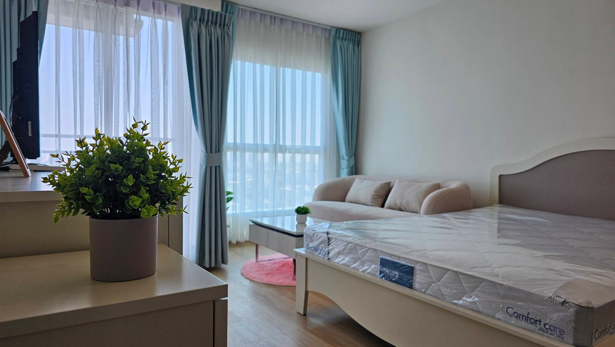 For RentCondoPinklao, Charansanitwong : ⭐️ Lumpini Ville Charan - Fai Chai ⭐️ New room, size 25 sq m., decorated, ready to move in. There is complete furniture.