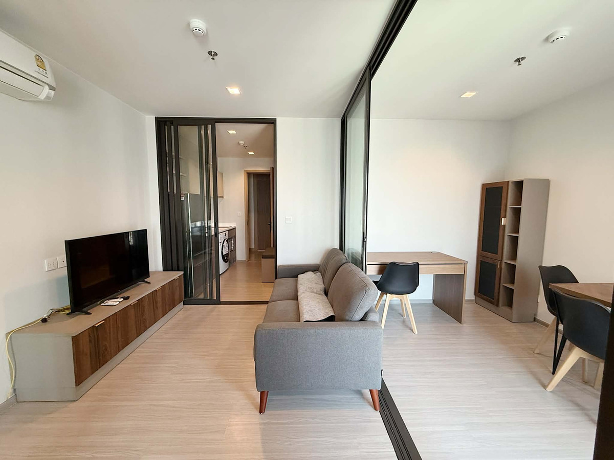 For RentCondoThaphra, Talat Phlu, Wutthakat : ⭐️ Life Sathorn Sierra ⭐️1bedroom plus, beautiful room, fully furnished, ready to move.