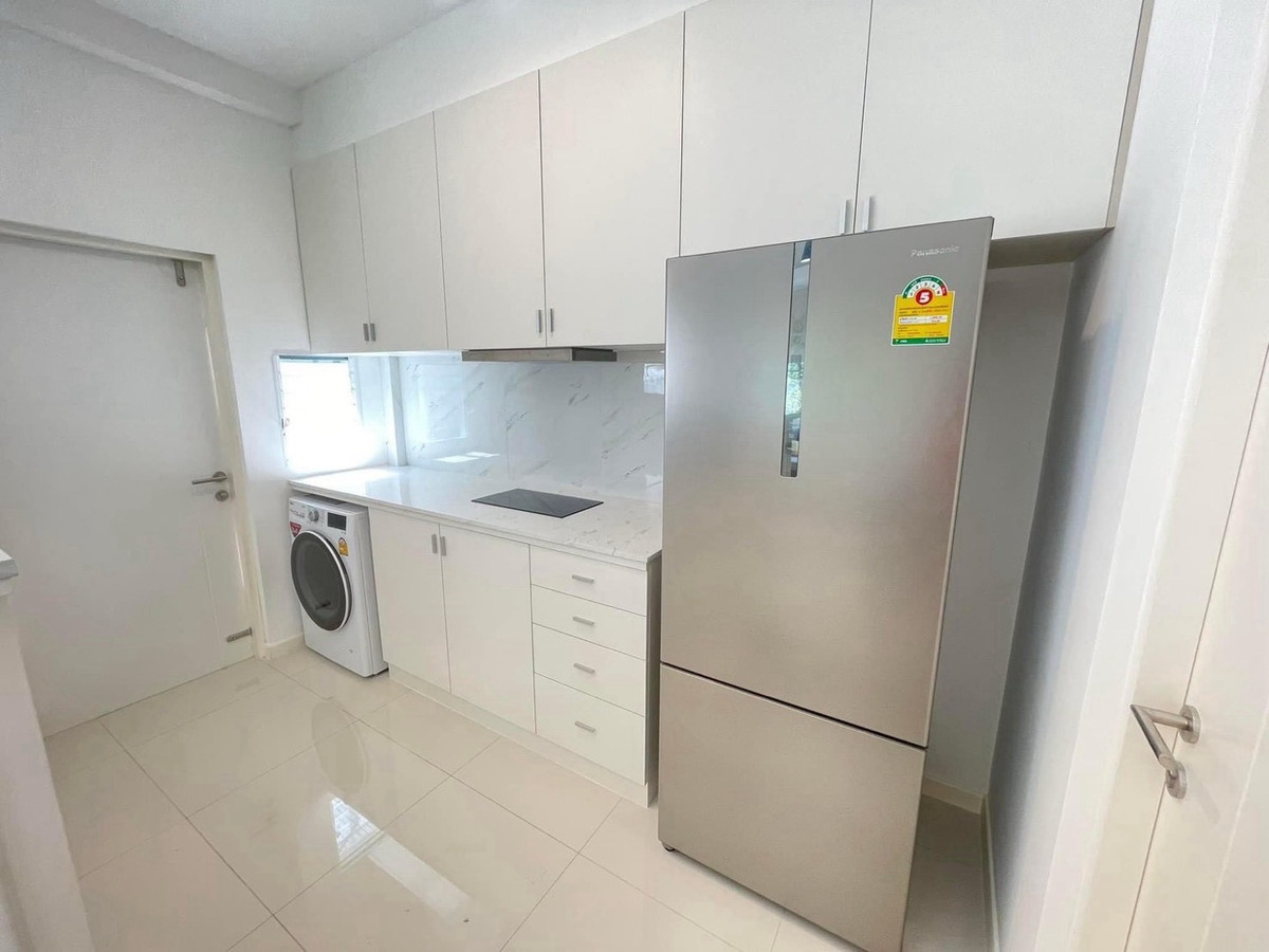 ให้เช่าทาวน์โฮมบางนา แบริ่ง ลาซาล : 💥ForRent💥3Bed Duplex • Indy Bangna-Ramkhamhang 2 🏡 Near Mega Bangna 🛒 Corner House 🌟Beautifully decorated 🌟 Ready to move in ‼️