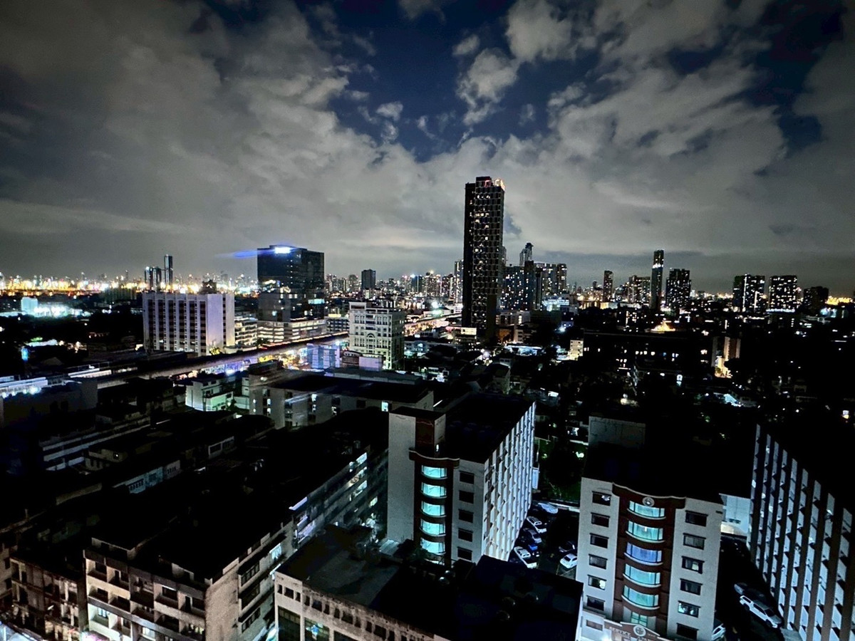 For RentCondoOnnut, Udomsuk : Ideo Sukhumvit 93 next to BTS Bang Chak / corner room