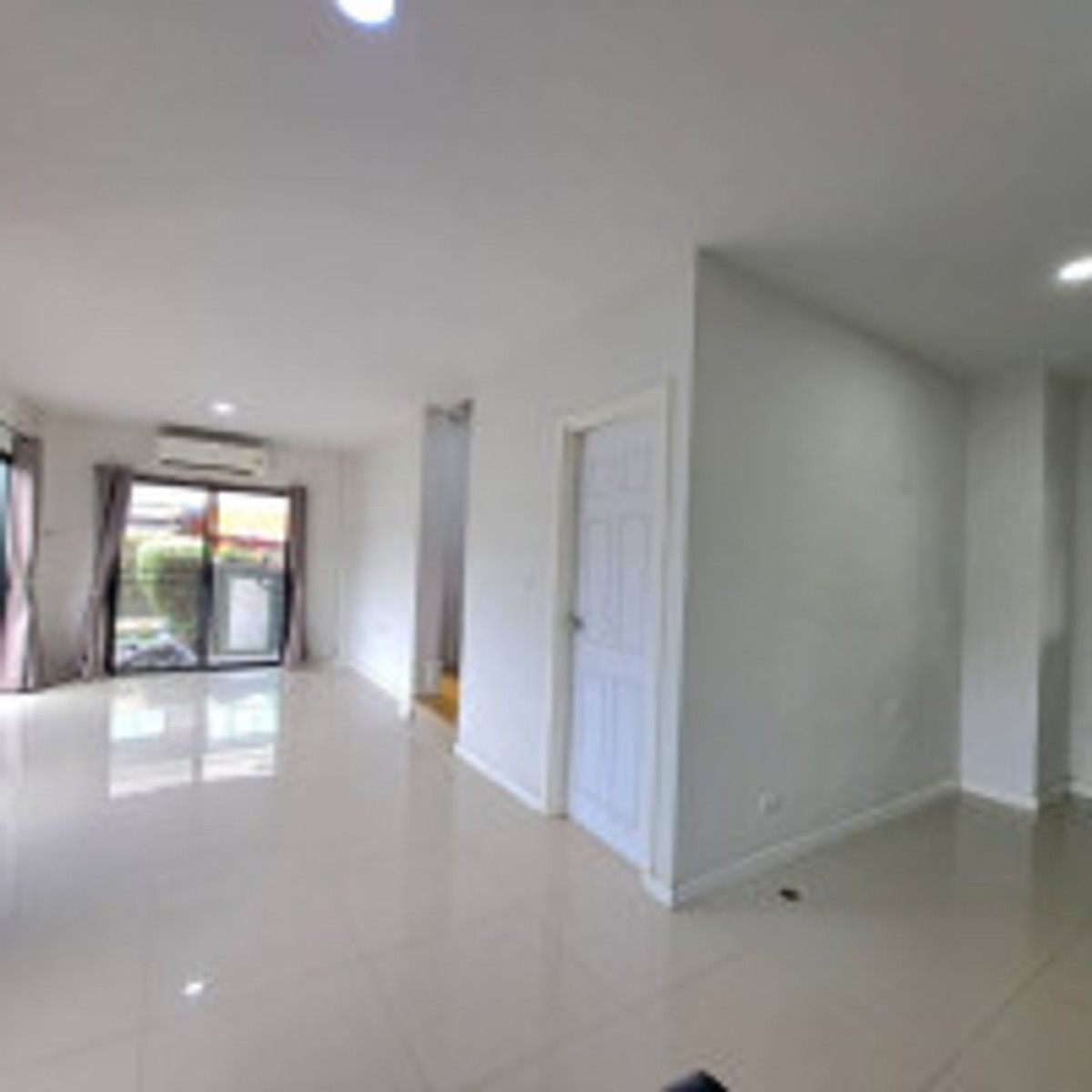 ขายบ้านเลียบทางด่วนรามอินทรา : ขายบ้านเดี่ยว มายโฮม อเวนิว รามอินทรา-จตุโชติ 55 ตร.ว. 4.39 ล้าน! 3 นอน 3 น้ำ ต่อเติมครัวแล้ว แถมแอร์ 3 เครื่อง+เครื่องซักผ้า มุ้งลวดครบ ใกล้ทางด่วนจตุโชติ 