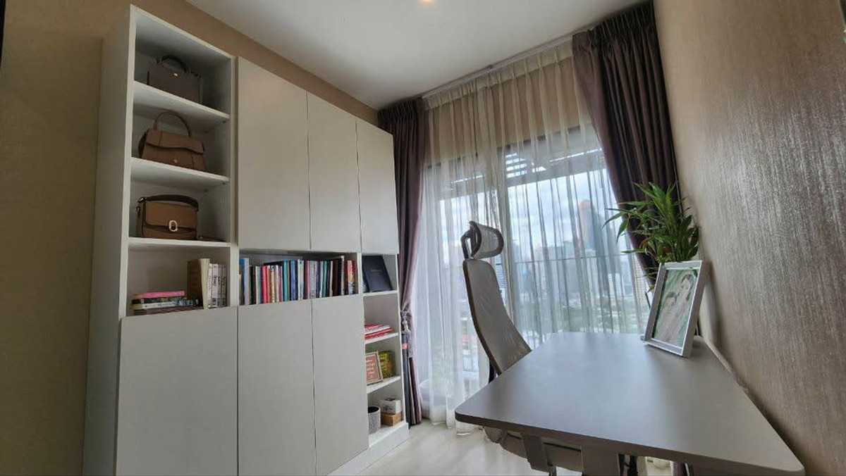 For RentCondoSathorn, Narathiwat : ⭐️ Knightsbridge Prime Sathorn ⭐️ 1 bedroom, 1 bathroom, beautiful room, fully furnished with electrical appliances.