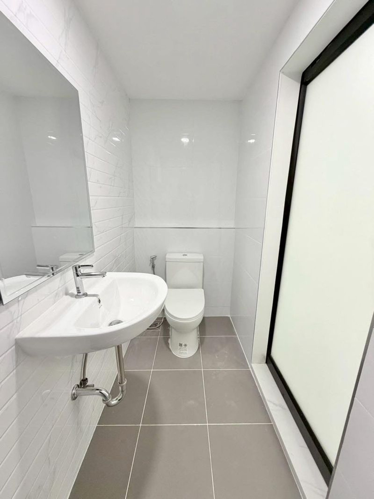 ขายทาวน์โฮมวิภาวดี ดอนเมือง หลักสี่ : ทาวน์เฮ้าส์ 1.5 ชั้น ม.พงษ์เพชรพัฒนา (งามวงศ์วาน 35)  ขนาด 25 ตารางวา 3 ห้องนอน แต่งใหม่พร้อมอยู่ ซอยงามวงศ์วาน 35 แขวงทุ่งสองห้อง เขตหลักสี่ กรุงเทพมหานคร