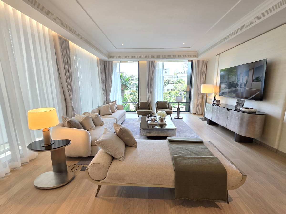 For SaleCondoSukhumvit, Asoke, Thonglor : Intercontinental Residences Bangkok Asoke: 2bed 2bath 139sqm from 44,800,000 with yard area Am: 0656199198