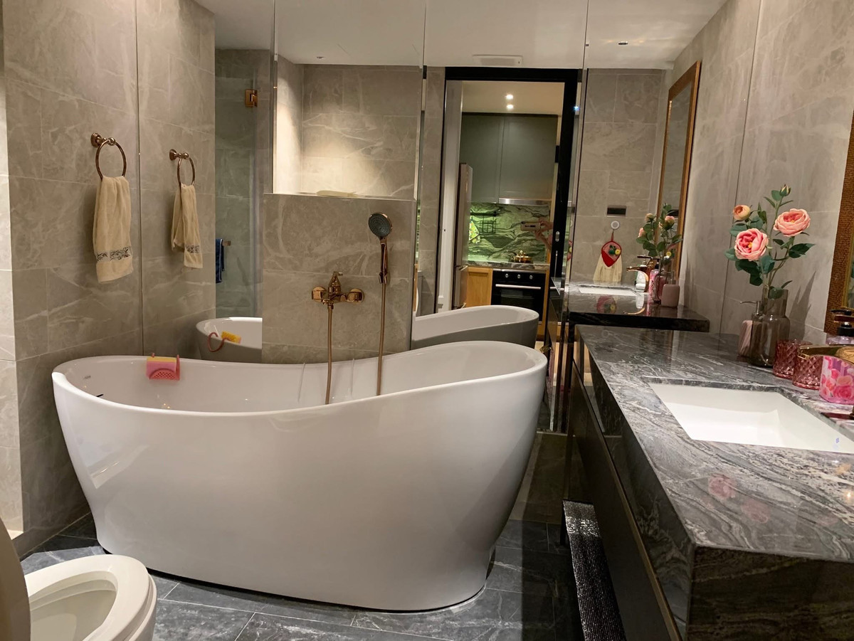 ขายคอนโดสีลม ศาลาแดง บางรัก : 🔥 ขาย 🔥 สเตท ทาวเวอร์ คอนโดมิเนียม - State Tower Condominium / 2 Bedrooms ATOM036