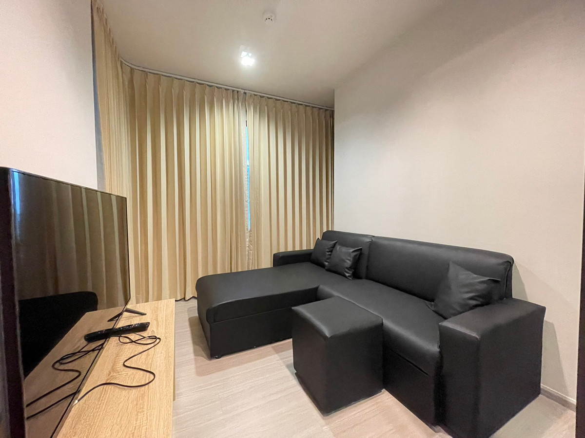 For RentCondoThaphra, Talat Phlu, Wutthakat : Life Sathorn SIerra, beautiful room, size 40 sq m. 1 bedroom Plus, available for rent, please inquire.