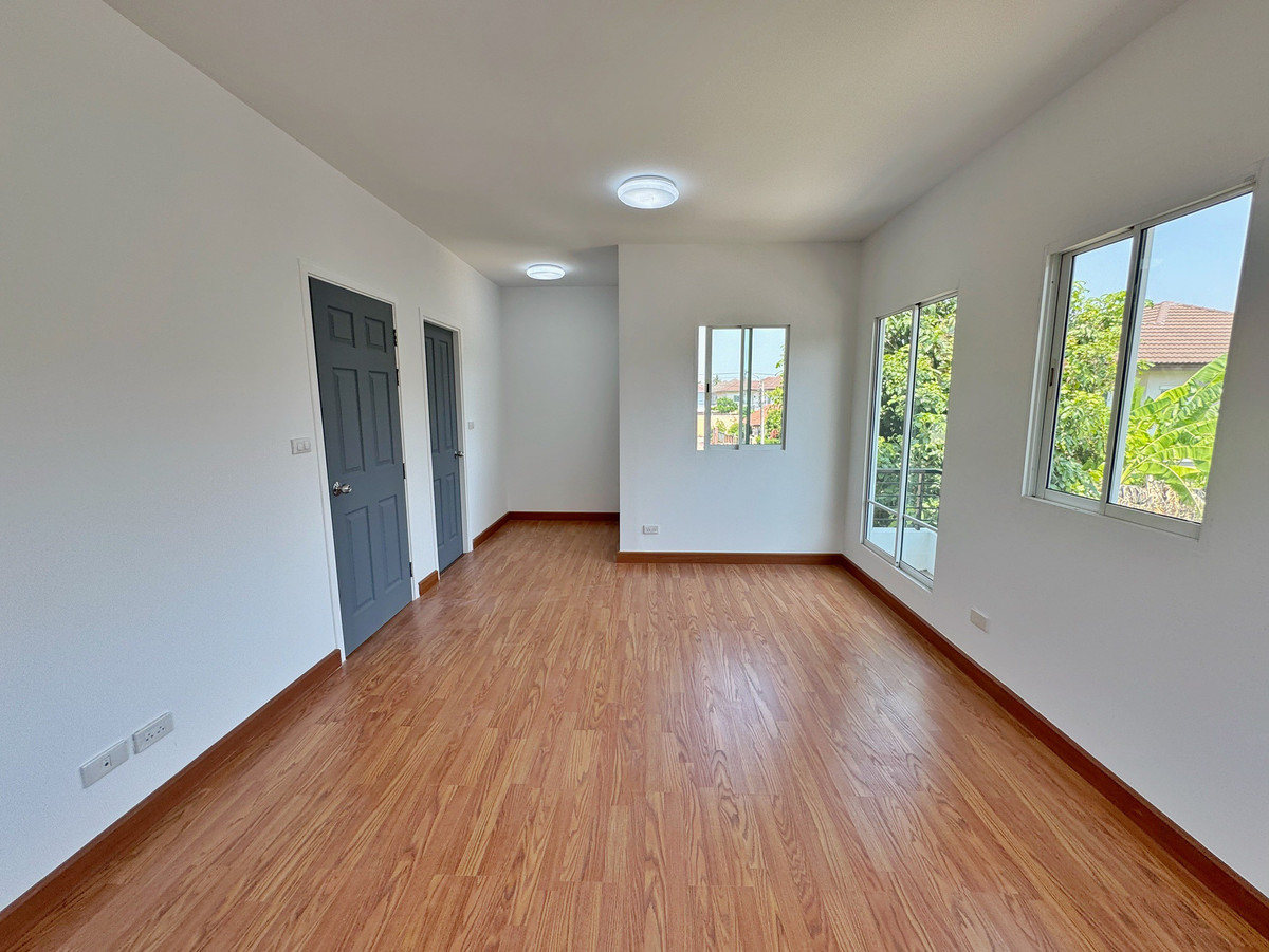 For SaleHouseRama5, Ratchapruek, Bangkruai : Single house for sale, newly renovated, The Plant Ratchaphruek, corner house 66 sq m (The Plant Ratchaphruek), cheapest in the project. Near Rama 5 roundabout and Central Westville.