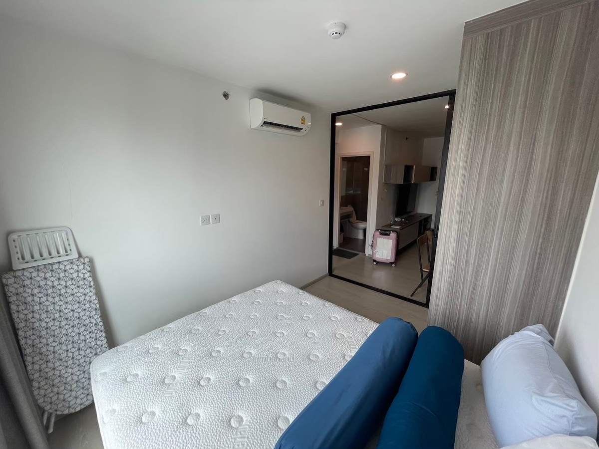 For RentCondoVipawadee, Don Mueang, Lak Si : Knightsbridge Phahonyothin - Interchange, 1 bedroom, 1 bathroom, size 35 sq m, Building B, 8th floor, rental price 14000 baht per month.
