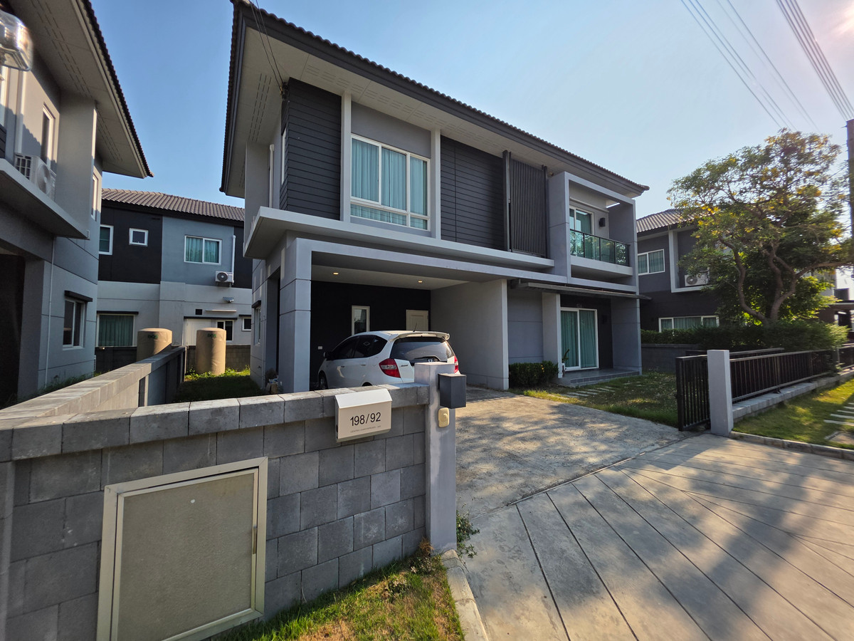 ให้เช่าบ้านปทุมธานี รังสิต ธรรมศาสตร์ : 🔥ให้เช่าด่วน🔥บ้านเดี่ยวหลังใหญ่ 4 นอน 3 น้ำ Centro ชัยพฤกษ์-345 ส่วนกลางครบ ราคาดีที่สุดในโครงการ!