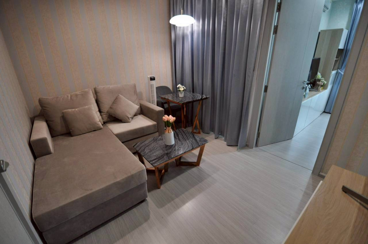 For SaleCondoOnnut, Udomsuk : sell ! 1 bedroom condo, AP Life, Sukhumvit 62, size 30 sq m, 14th floor (east, morning sun, not hot in the evening)