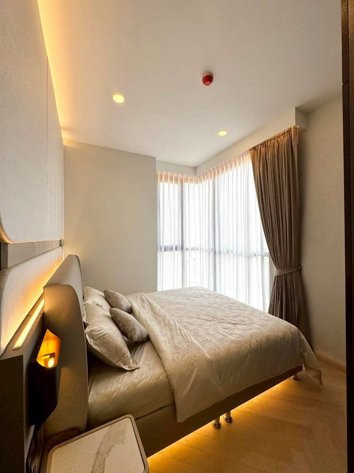 ให้เช่าคอนโดสุขุมวิท อโศก ทองหล่อ : ✅ PORTL121  ✅ Line : @p2nproperty