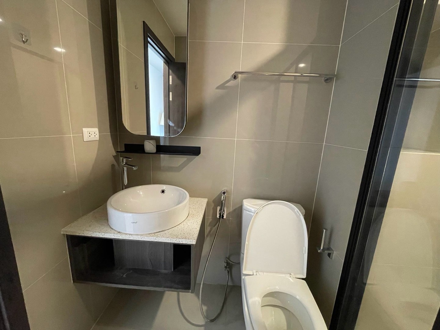 ให้เช่าคอนโดรัชดา ห้วยขวาง : 2 Bed XT HUAIKHWANG Ready to move in
